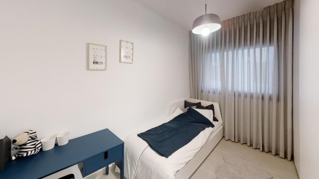 Luxury 3&4 Bedroom New Apartments - Close To The Beach & Bahai Gardens Хайфа Экстерьер фото