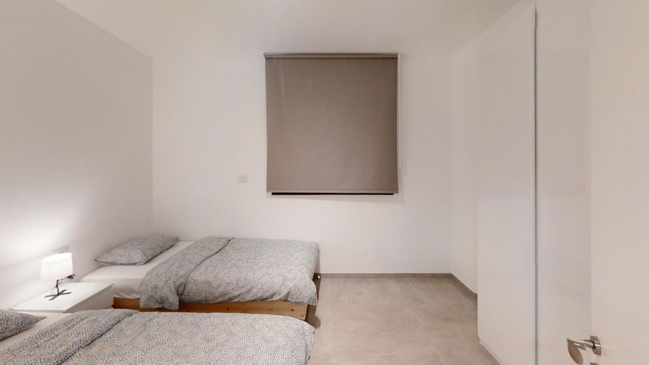 Luxury 3&4 Bedroom New Apartments - Close To The Beach & Bahai Gardens Хайфа Экстерьер фото