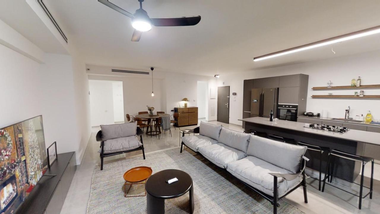 Luxury 3&4 Bedroom New Apartments - Close To The Beach & Bahai Gardens Хайфа Экстерьер фото